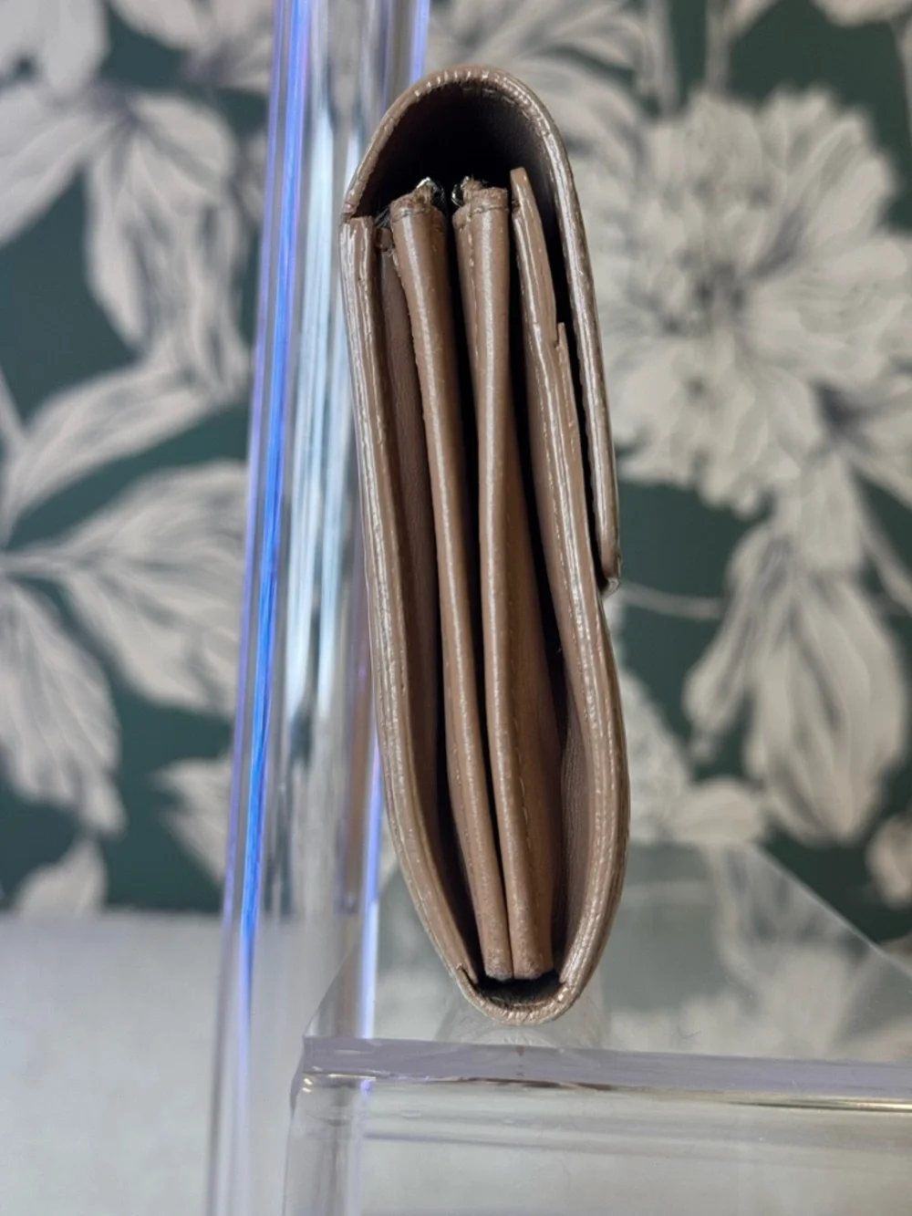 Louis Vuitton Authentic Patent Monogram Wallet in Camel